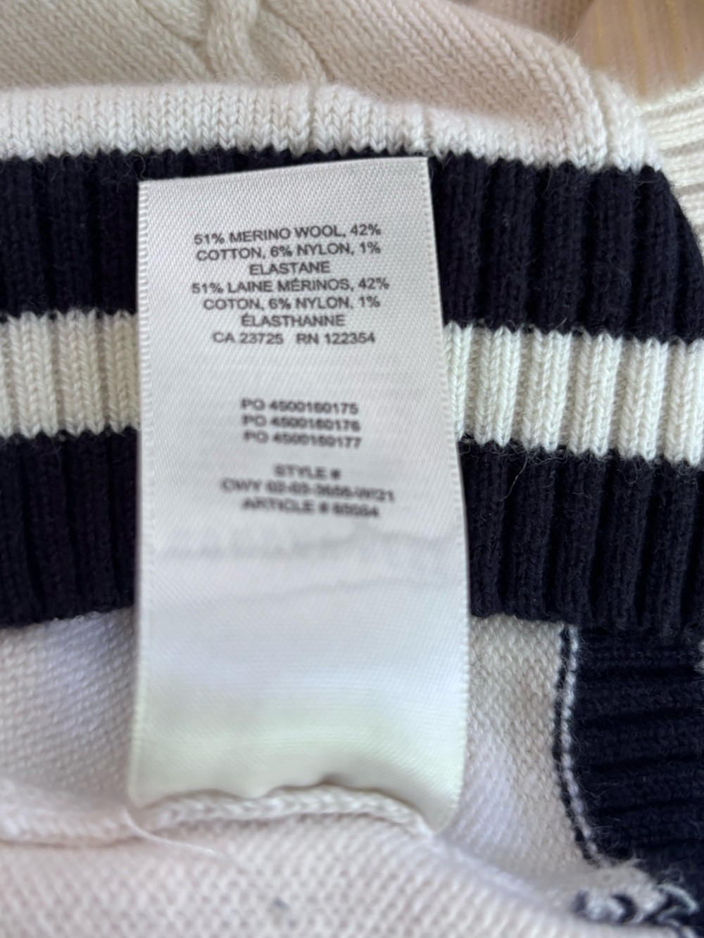ARITZIA Sunday Best Winston Sweater Vest Cropped V-Neck Varsity Knit Medium - Picture 9 of 10